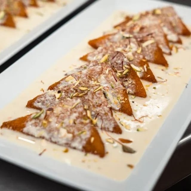 Gulab Shahi Tukda.